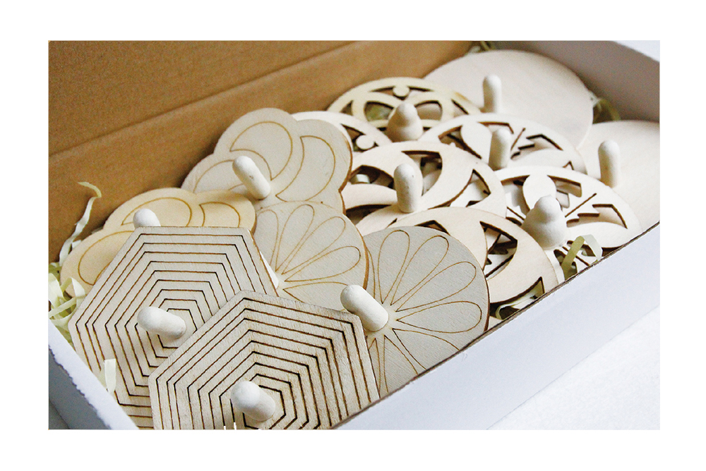 白胚木質陀螺(七款) (14pcs/盒)